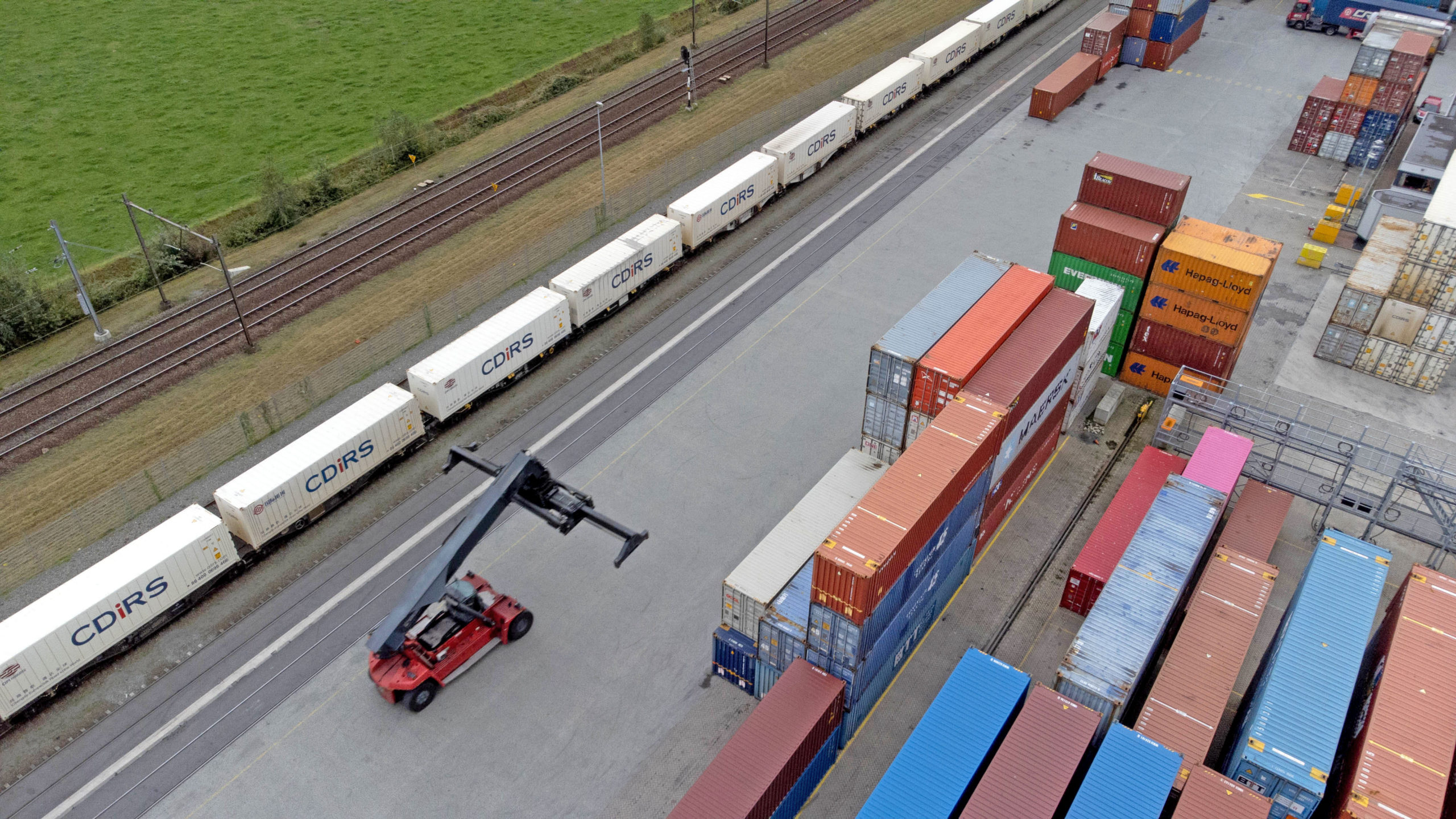 Procesoptimalisatie binnen inland containerlogistiek Procesoptimalisatie binnen inland containerlogistiek